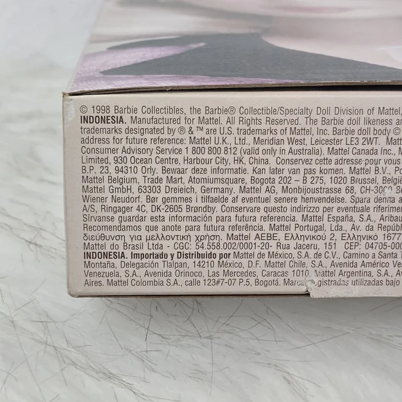 1998 AVON Representative Barbie Doll Blonde Mattel - Picture 6 of 6